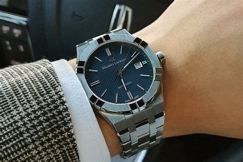 ap watch look alike